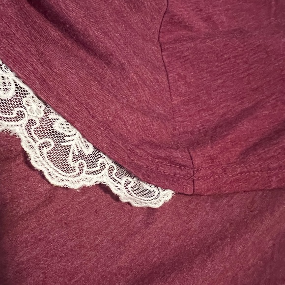 T-shirt mini or nightie, lace detail, sized XXL. Dusty maroon/dark pink. EUC - Picture 6 of 6
